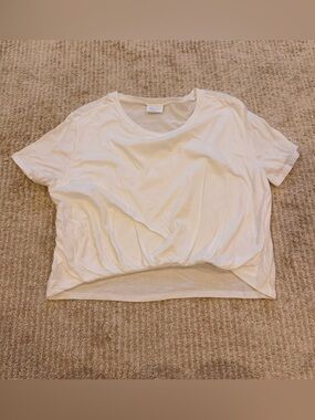 Abound Twist Tuck Cropped T-Shirt - White